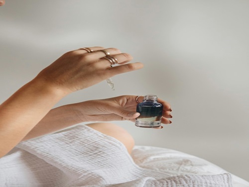 Tehnologia transparentă SMEDDS: o metodă revoluționară pentru îmbunătățirea solubilității și absorbției ingredientelor cosmetice
