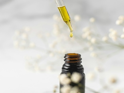 Alpha Pinene: aromă naturală și aplicații versatile